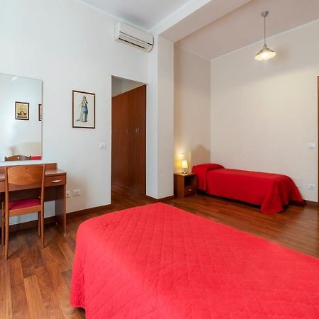 Piazza Re Di Roma Apartment エクステリア 写真