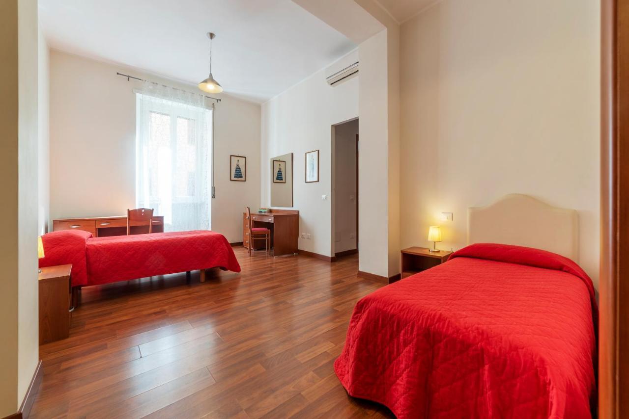 Piazza Re Di Roma Apartment エクステリア 写真