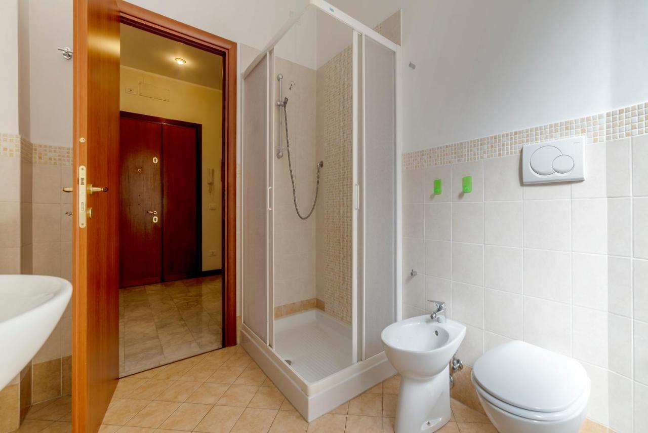 Piazza Re Di Roma Apartment エクステリア 写真