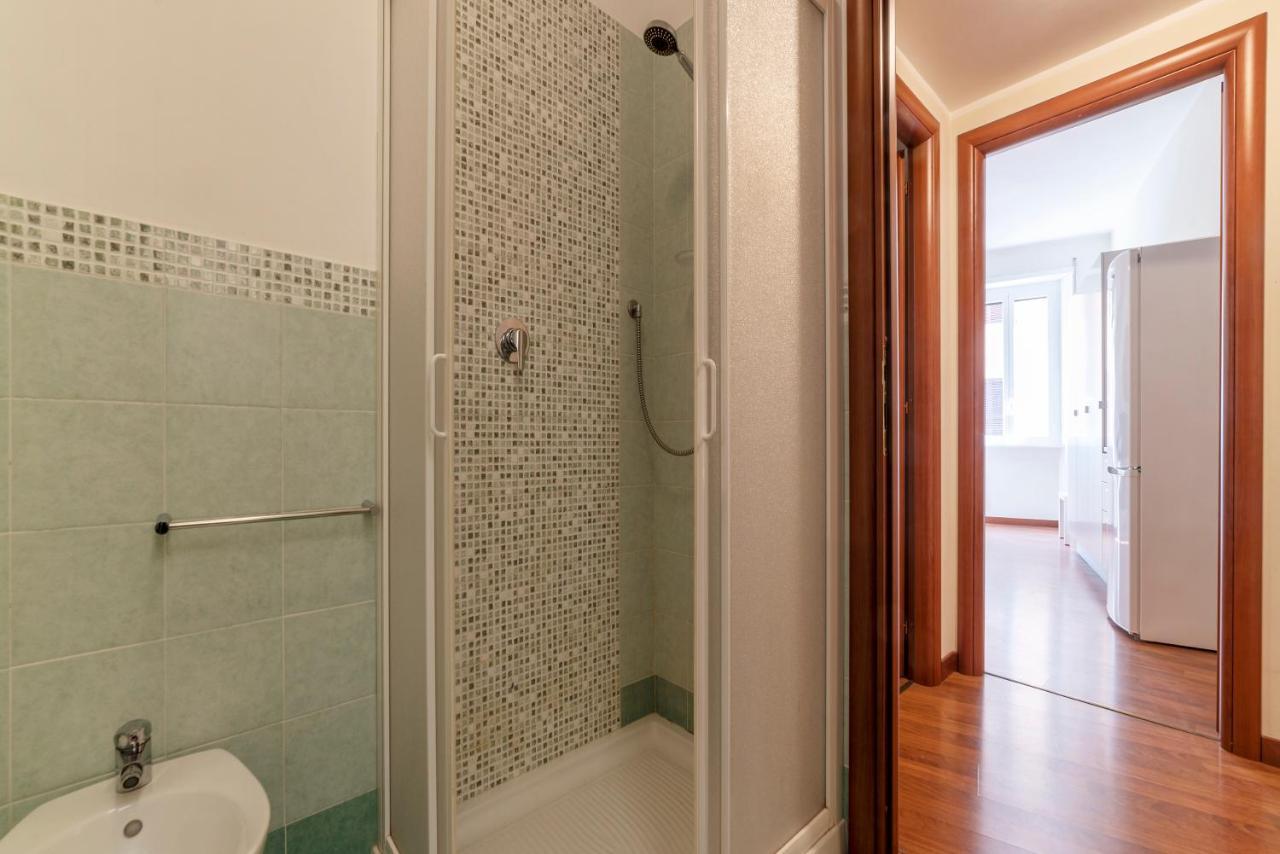 Piazza Re Di Roma Apartment エクステリア 写真